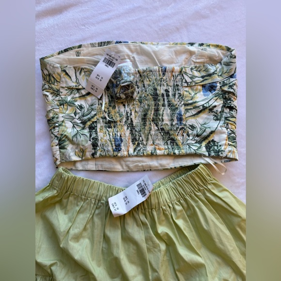 Abercrombie Poplin Set - Picture 2 of 2